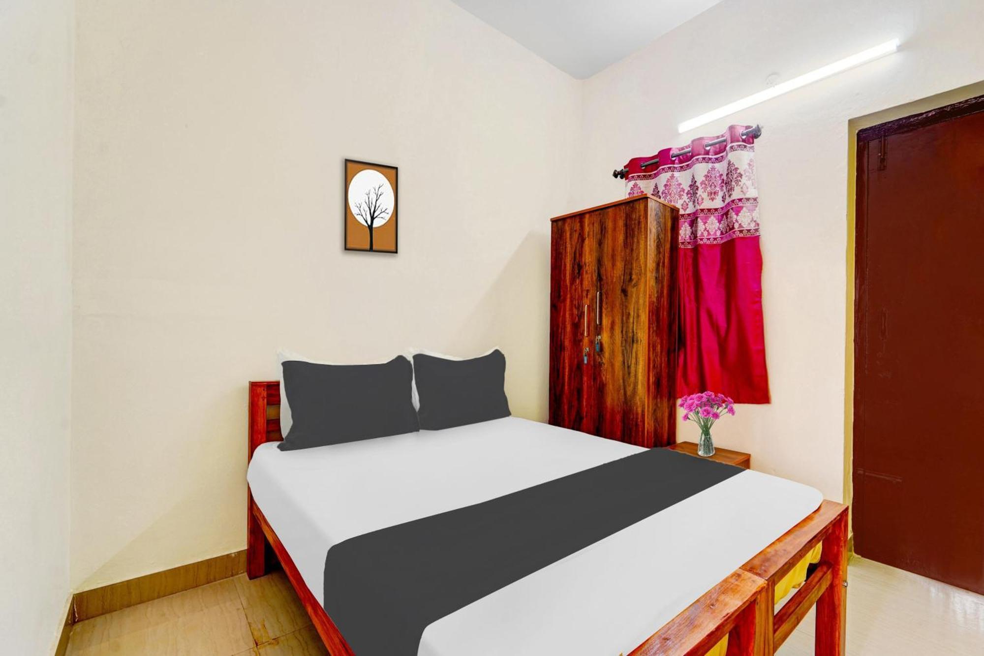 Super Hotel O Okkilipalayam Coimbatore Buitenkant foto