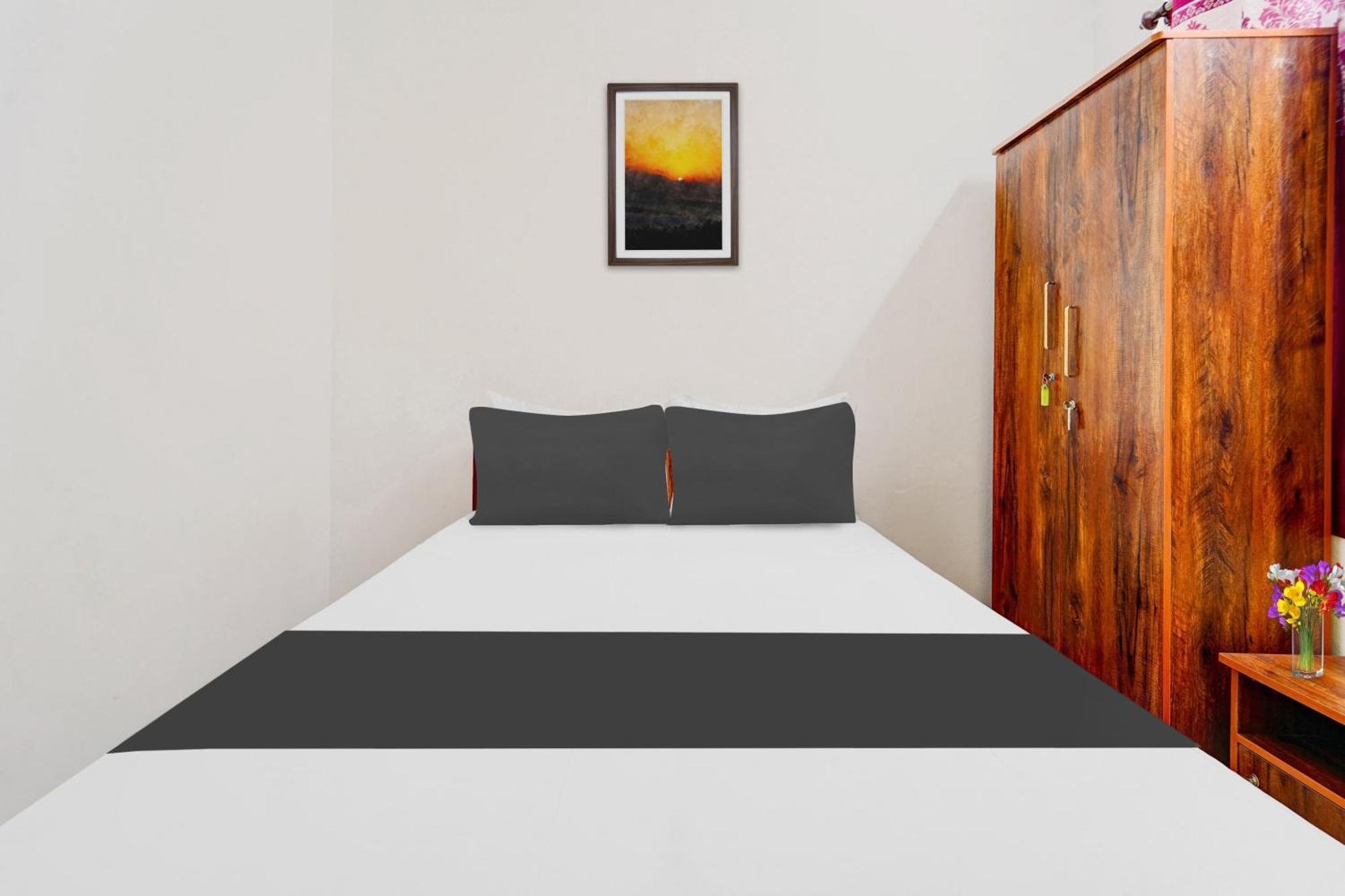Super Hotel O Okkilipalayam Coimbatore Buitenkant foto