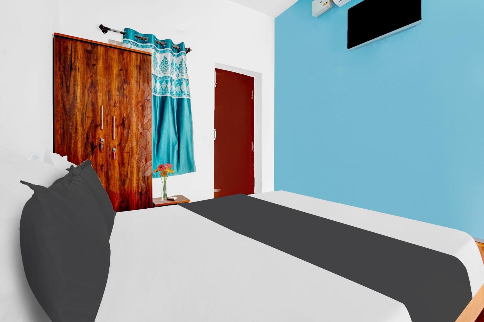 Super Hotel O Okkilipalayam Coimbatore Buitenkant foto